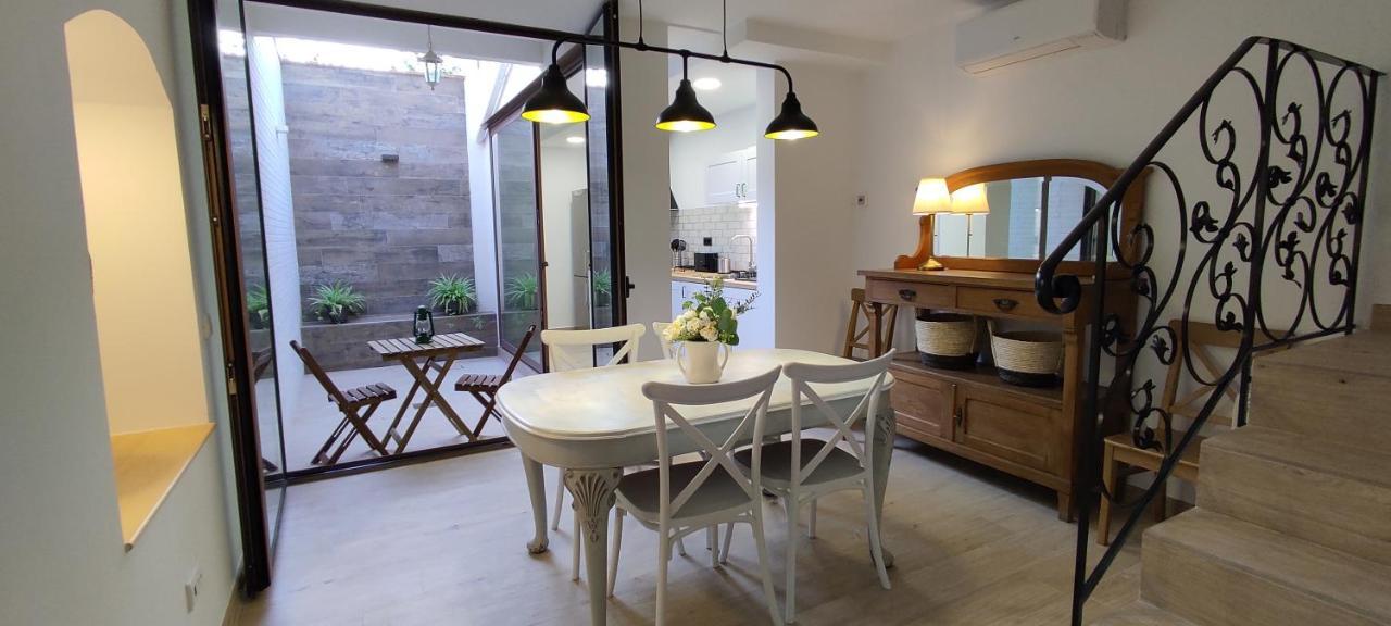 הוילה בדלונה Casabala - Near The Beach And Barcelona Center מראה חיצוני תמונה