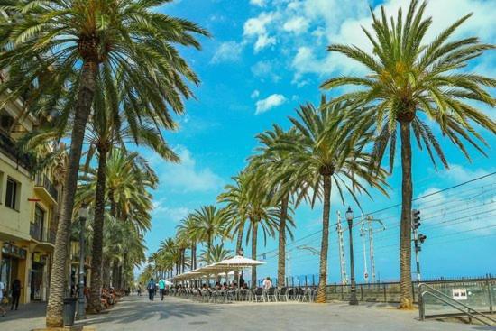 בדלונה Casabala - Near The Beach And Barcelona Center מראה חיצוני תמונה